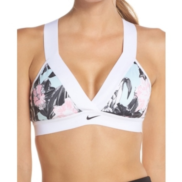 nike hyper femme sports bra